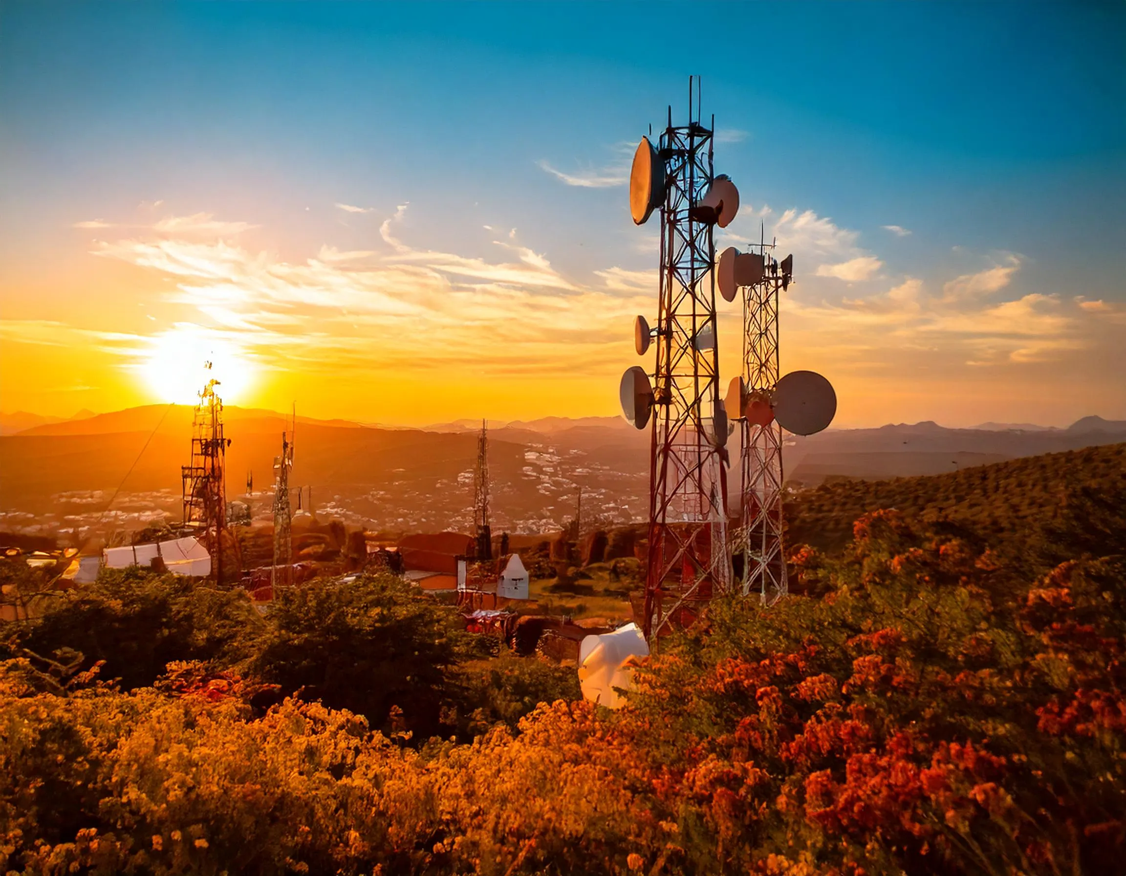 Supervisión de infraestructura de telecomunicaciones en México con drones.